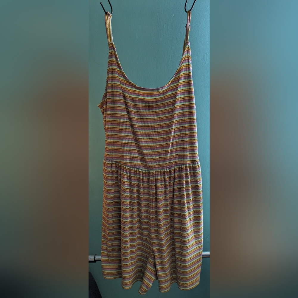 Striped romper WITH POCKETS!